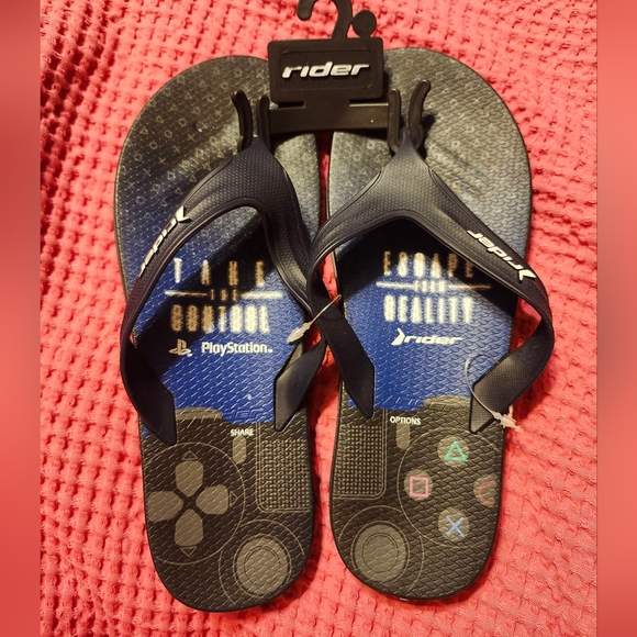 Rider PlayStation Flip Flops Take The Control Escape The Reality - Picture 1 of 3